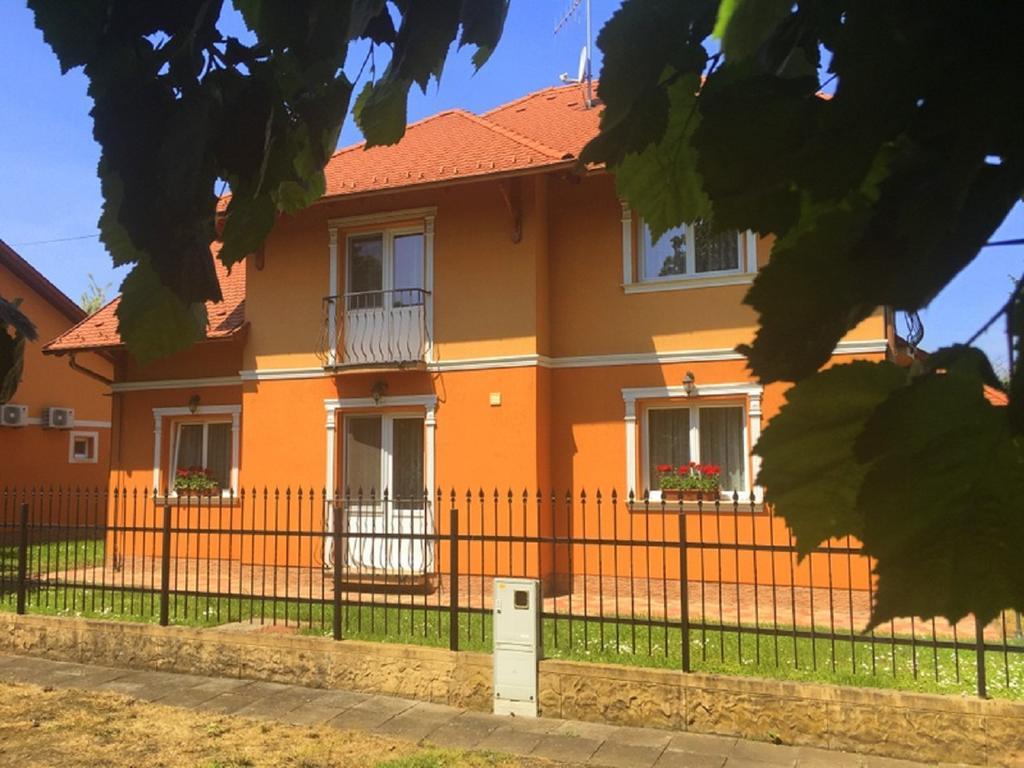 Horváth Vendégház Orosháza Exterior foto